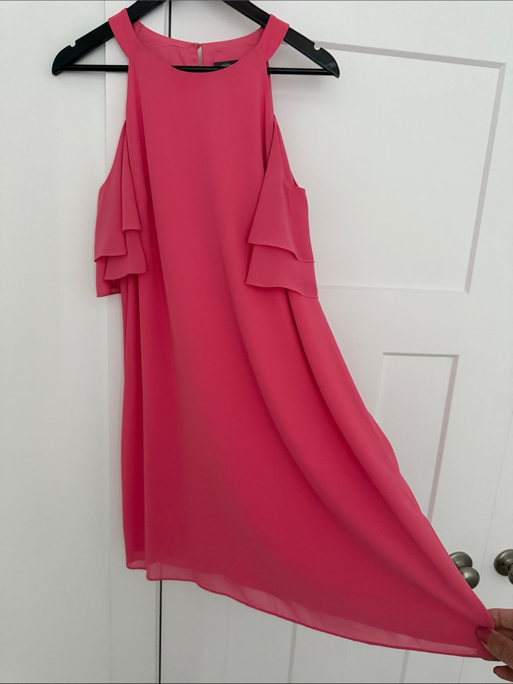 🆕Vince Camuto Pink Cold Shoulder Ruffle sleeve Shift Dress. Size 8.ptp 19” l 36”